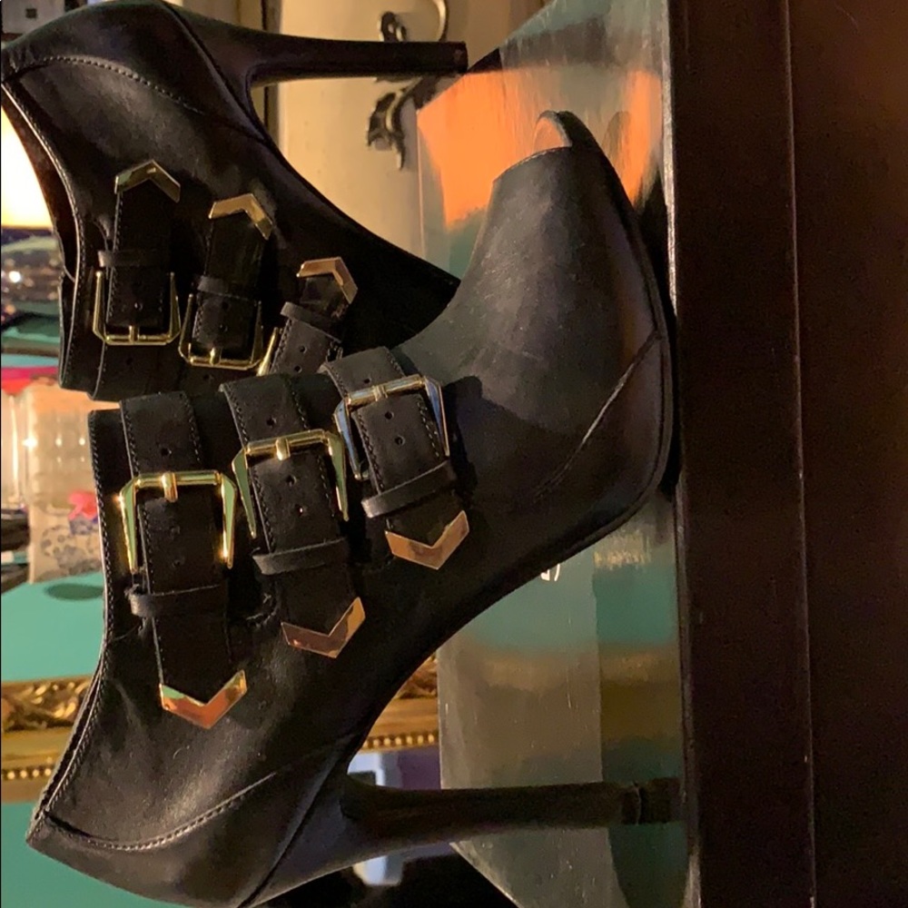 BCBG black heels